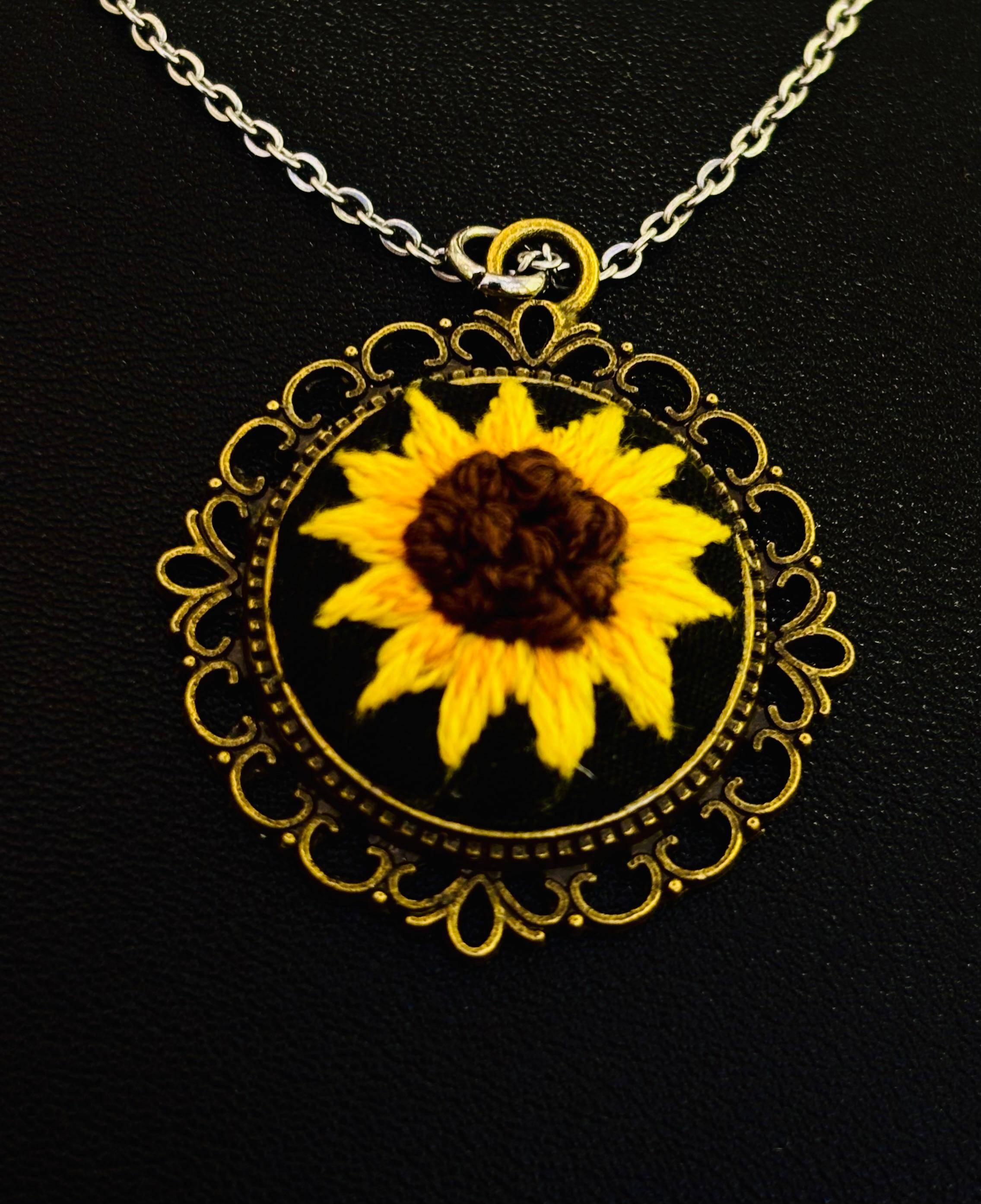 Handmade Embroidered Sunflower Locket – Unique Floral Pendant Necklace | Boho Jewelry Gift